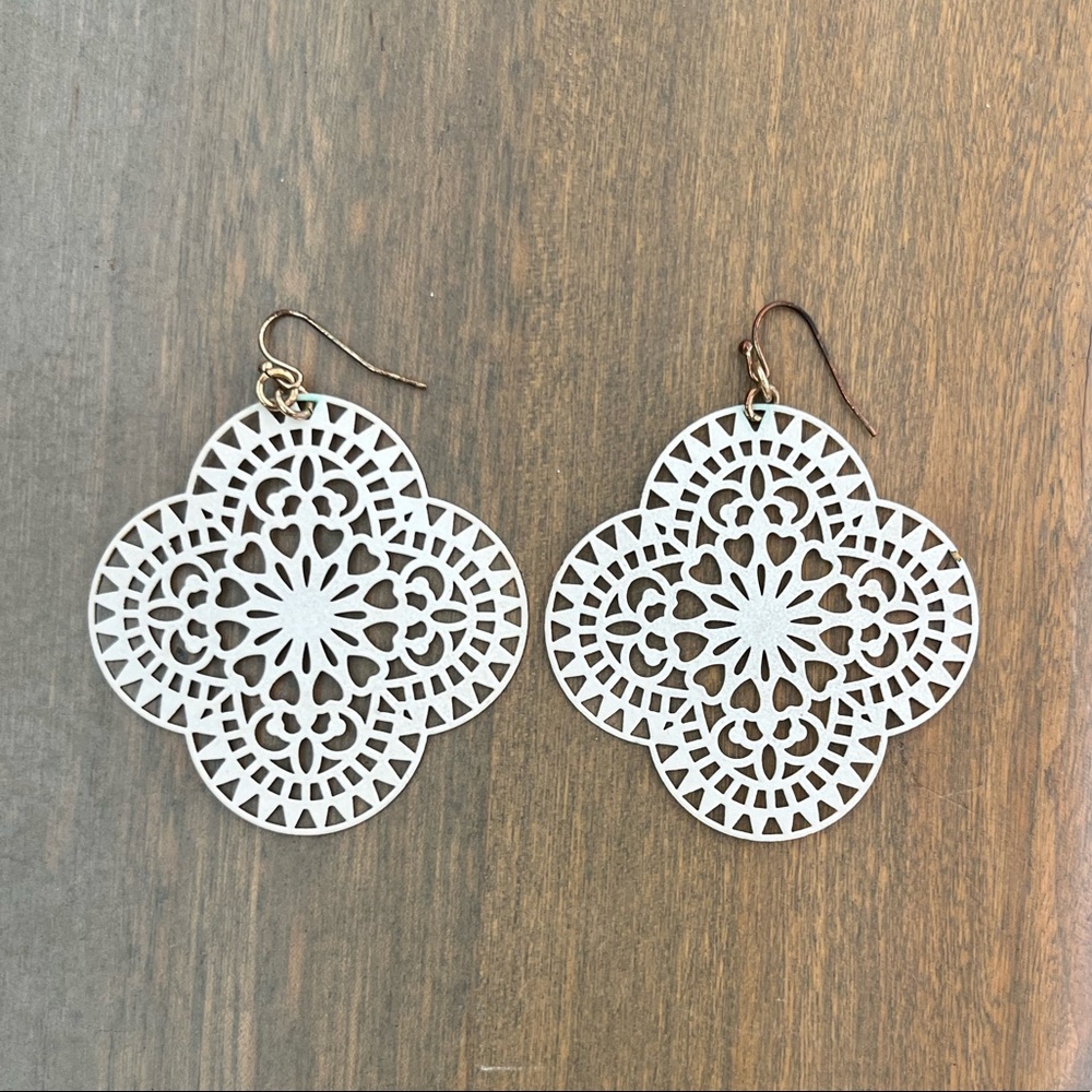 White Metal Cutout Earrings